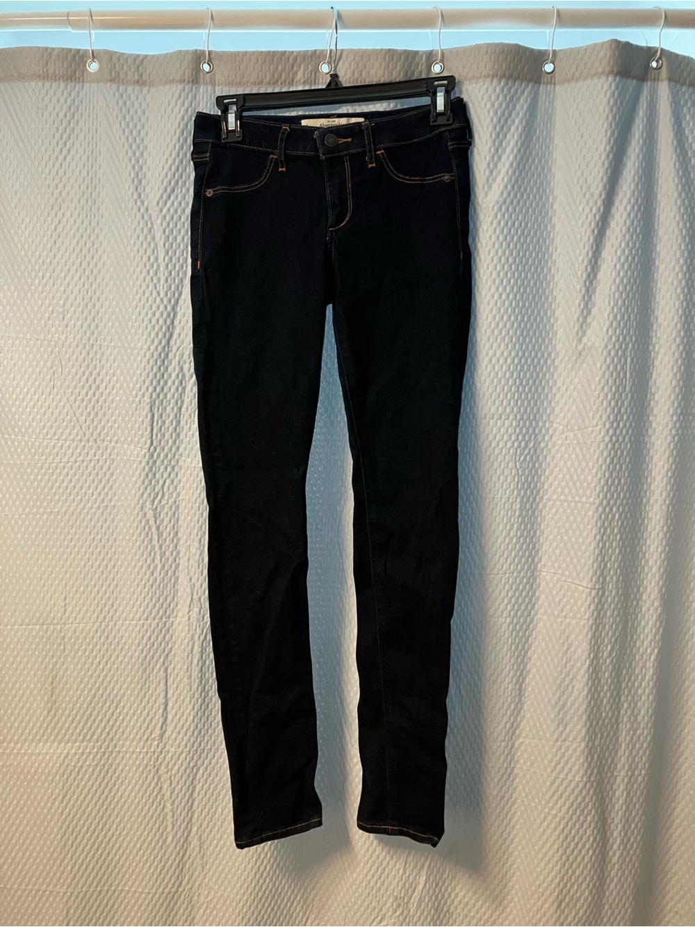Abercrombie & Fitch Black Skinny Jeans - Slim Fit